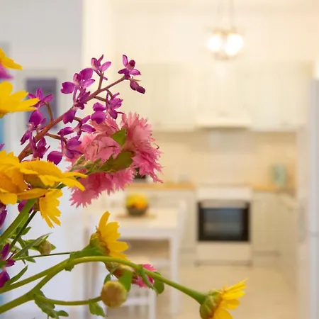 Holiday home Elizabeth By Antigone *